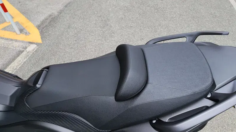 Yamaha T-Max 530 (2015 - 16) (6)