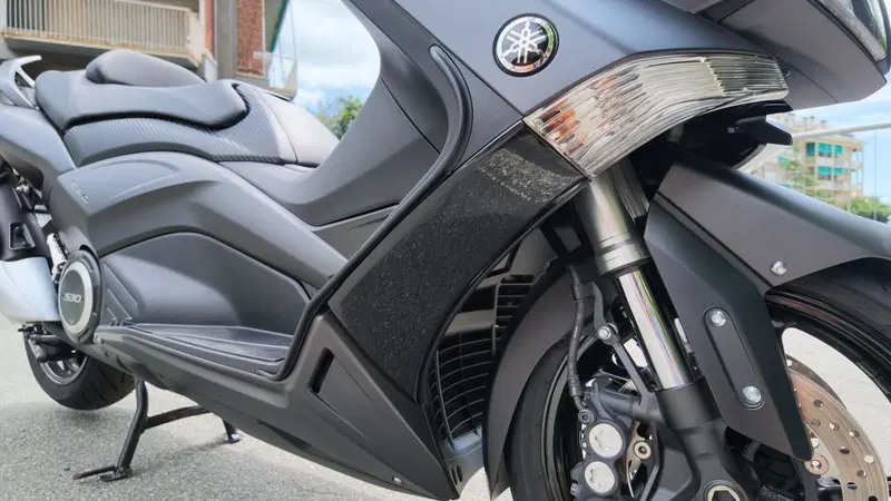 Yamaha T-Max 530 (2015 - 16) (12)
