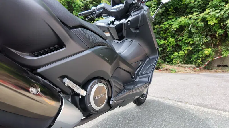 Yamaha T-Max 530 (2015 - 16) (17)