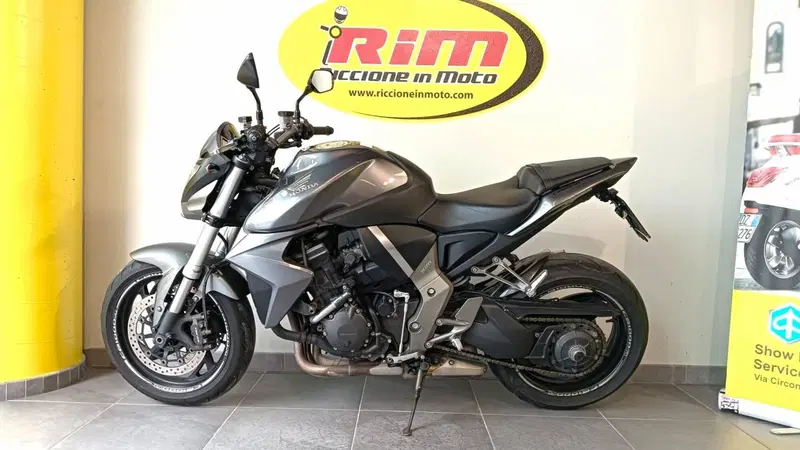 Honda CB 1000 R (2008 - 10) (4)