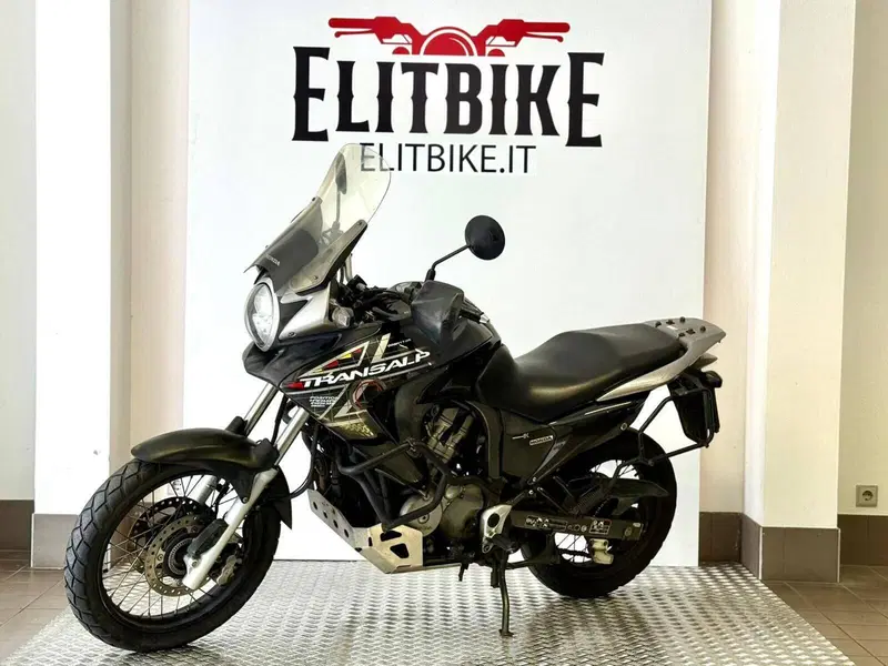 Honda Transalp XL 700 V ABS (2007 - 2013) (2)
