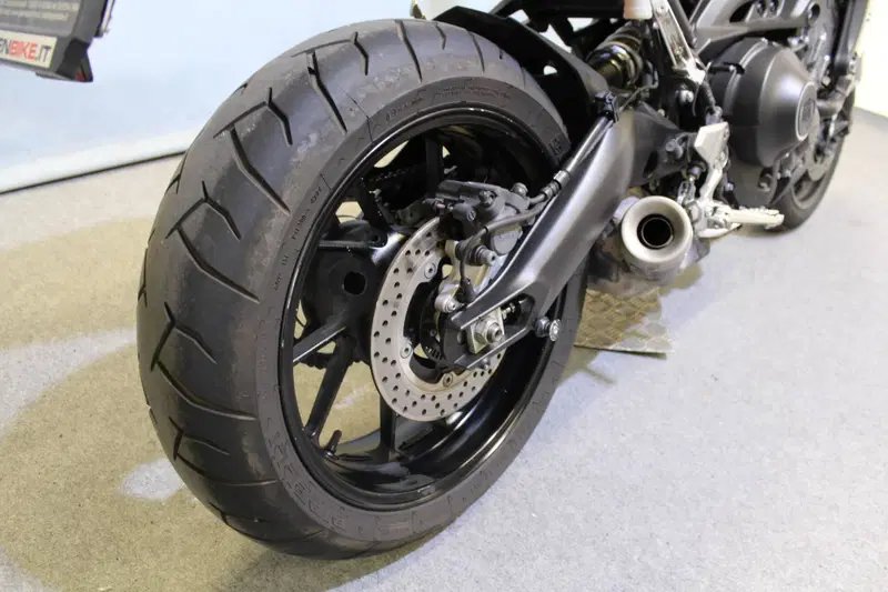 Yamaha XSR 900 ABS (2016 - 20) (6)