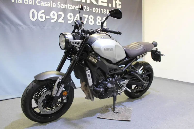 Yamaha XSR 900 ABS (2016 - 20) (13)