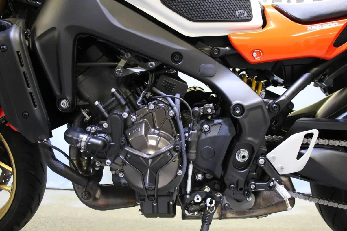 Yamaha XSR 900 GP (2024 - 26) (18)