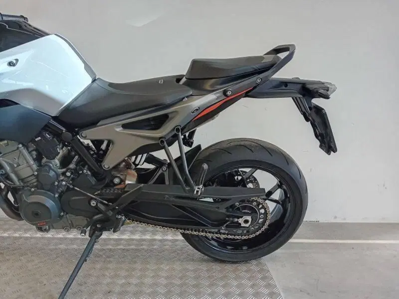 KTM 790 Duke L (2023 - 24) (5)