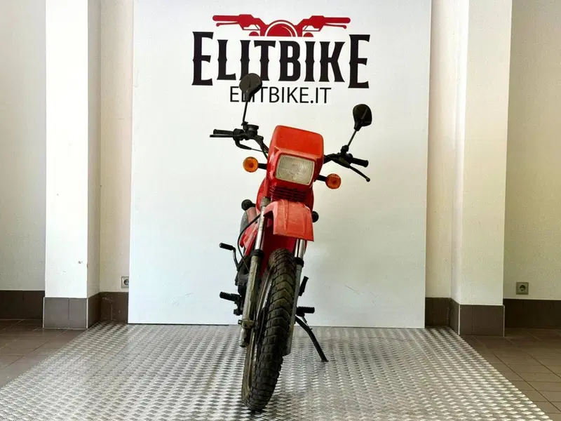 Cagiva Ala Rossa 350 (3)
