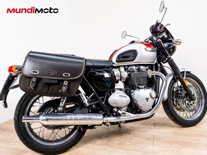 Triumph Bonneville T120 Ace (2019) (3)
