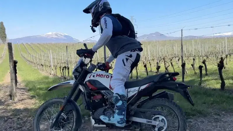 3190 euro bastano per divertirsi!? Hero XPulse 200 Pro - il test di Moto.it [VIDEO]