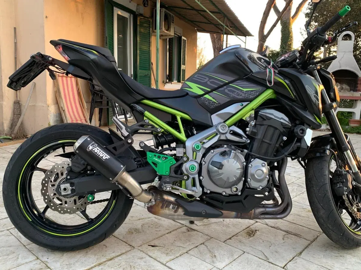 Kawasaki Z 900 (2017 - 18) (7)