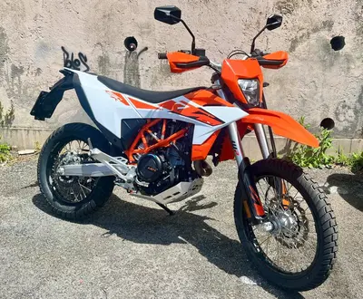 KTM 690 Enduro R (2026) usata