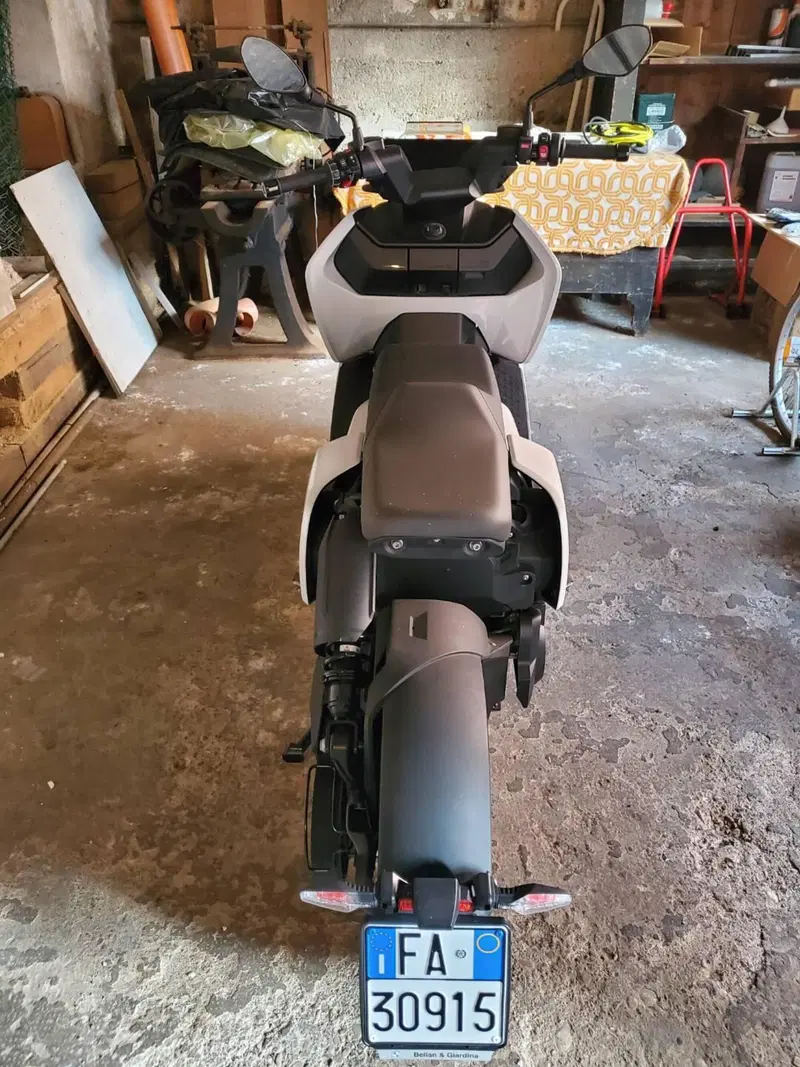 Bmw CE 04 (2021 - 25)