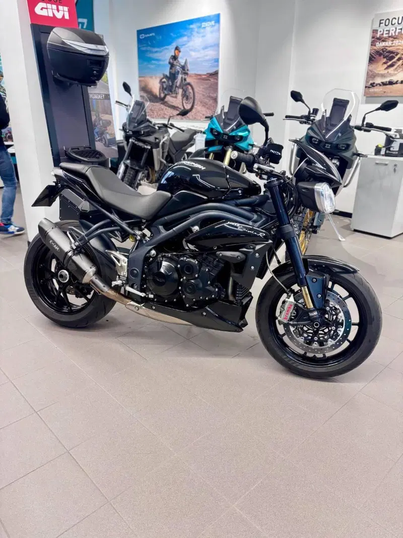 Triumph Speed Triple 1050 R ABS (2011 - 15)