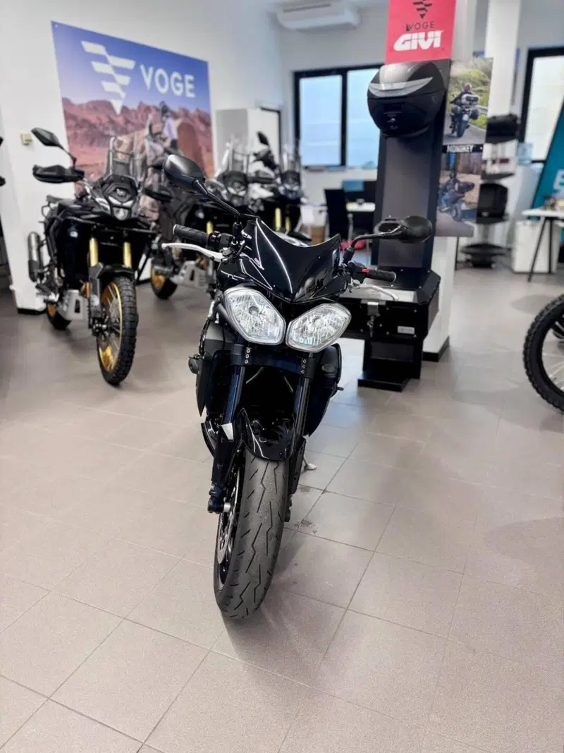 Triumph Speed Triple 1050 R ABS (2011 - 15) (3)