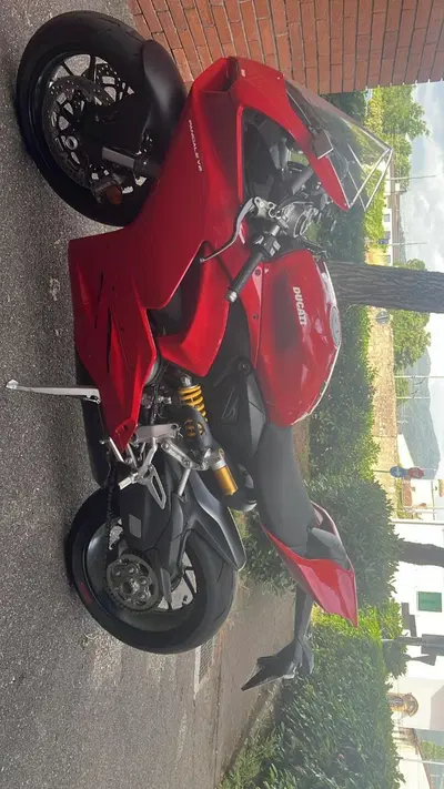 Ducati Panigale V2 (2021 - 24) usata