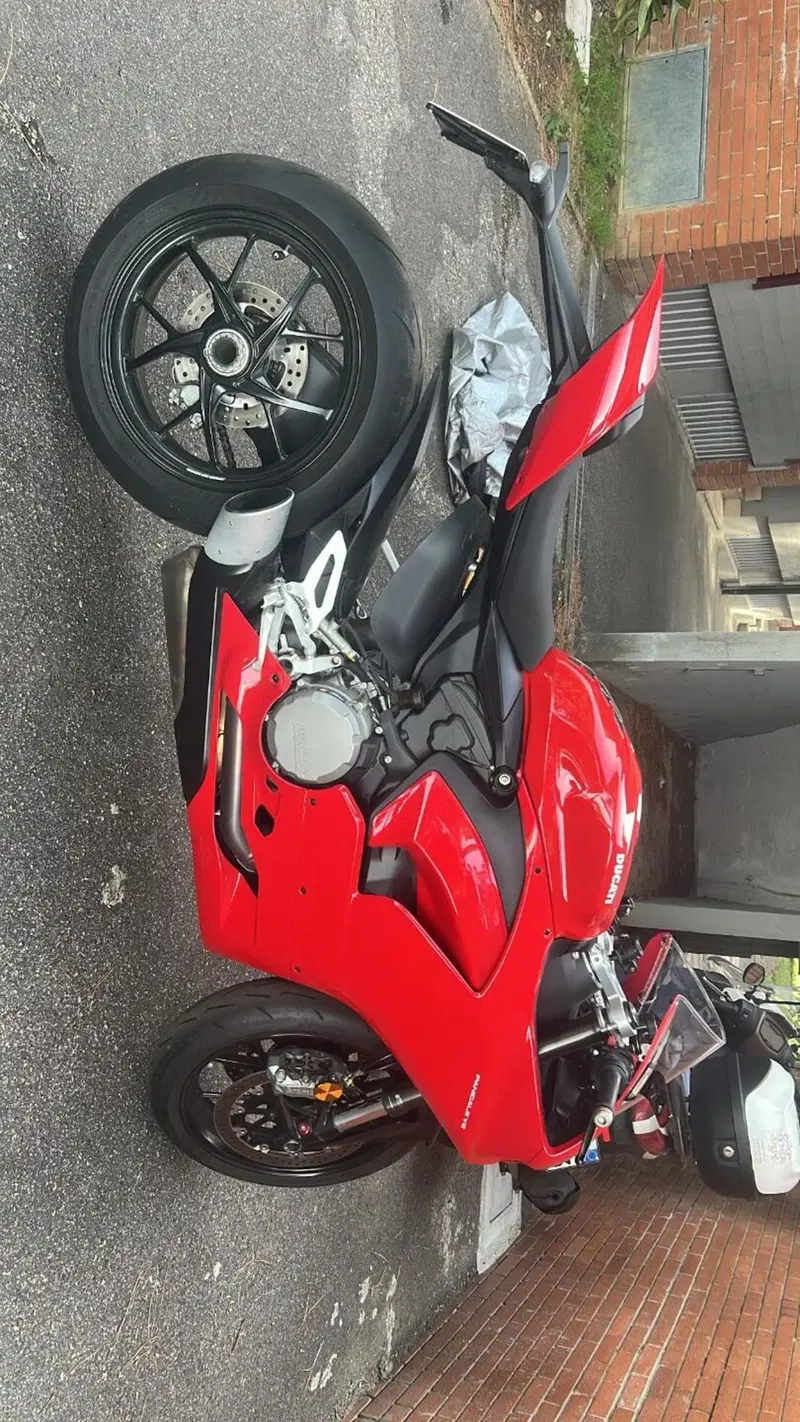 Ducati Panigale V2 (2021 - 24) (2)