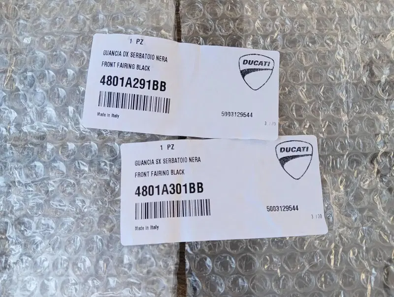 Set Guance Ducati 4801A291BB-4801A301BB (3)