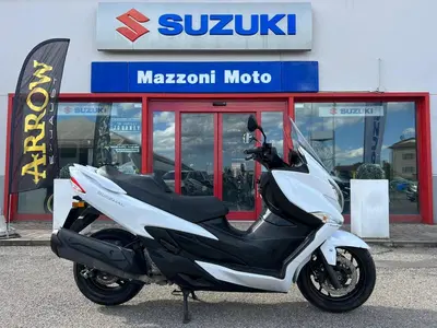 Suzuki Burgman AN 400 (2017 - 20) usata