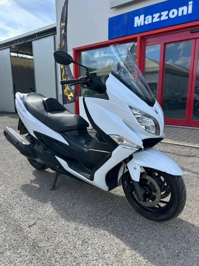 Suzuki Burgman AN 400 (2017 - 20) (2)