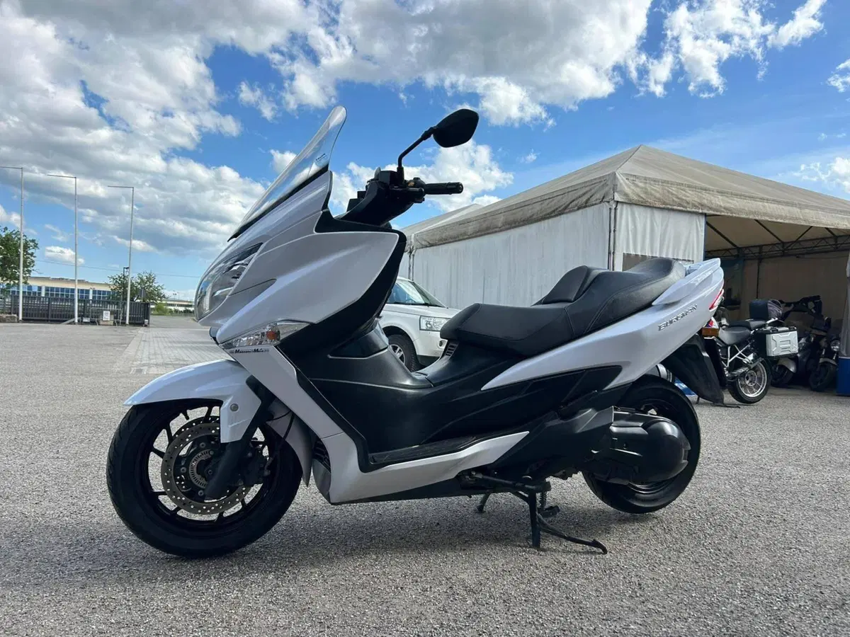 Suzuki Burgman AN 400 (2017 - 20) (4)