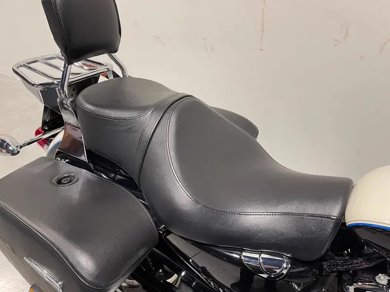 Harley-Davidson 1200 SuperLow (2014 - 16) - XL 1200T (4)