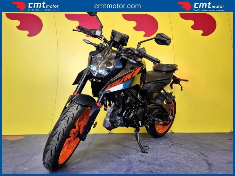 KTM 125 Duke (2024 - 25) (2)