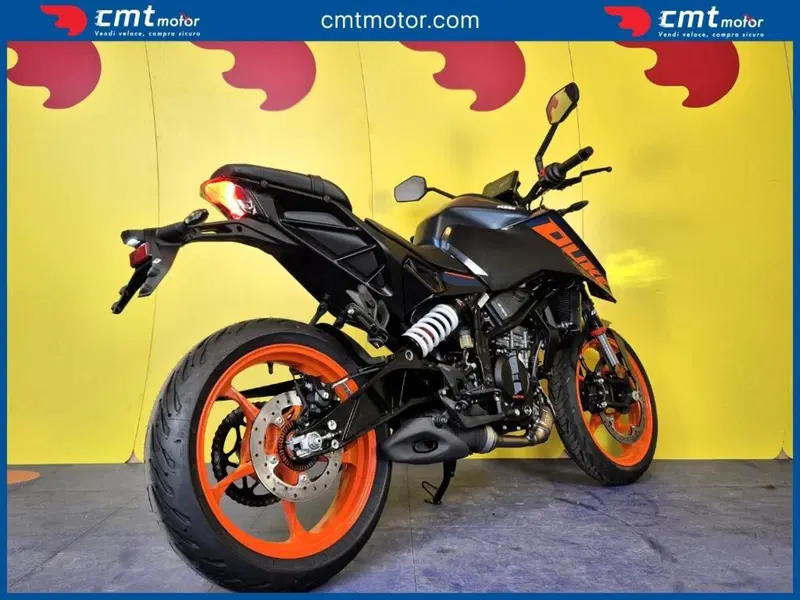 KTM 125 Duke (2024 - 25) (4)