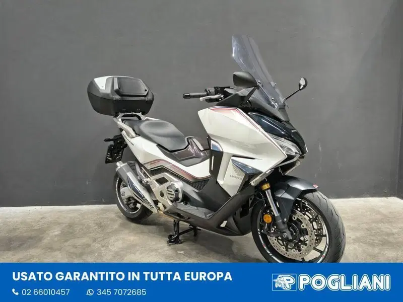 Honda Forza 750 DCT Urban (2021 - 24) (2)