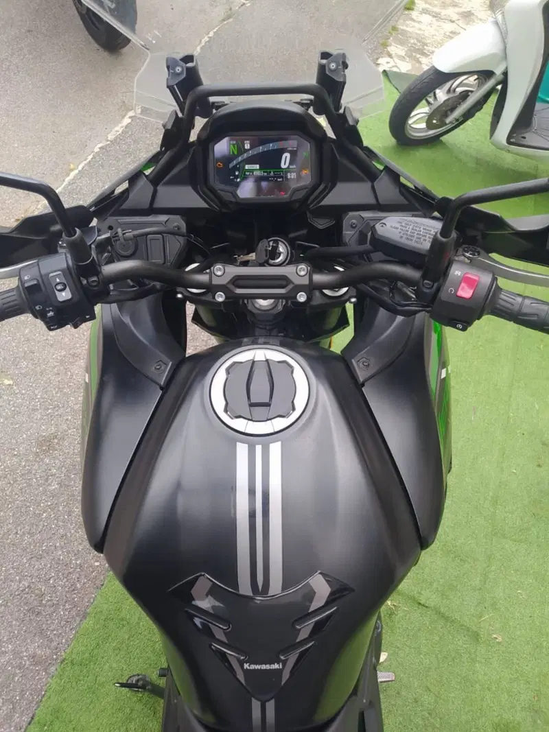 Kawasaki Versys 650 Grand Tourer (2022 - 24) (7)