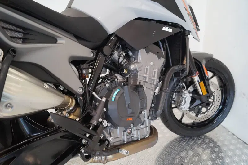 KTM 790 Duke L (2023 - 24) (9)