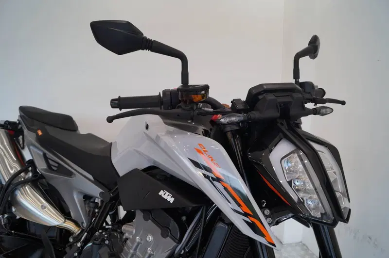 KTM 790 Duke L (2023 - 24) (11)