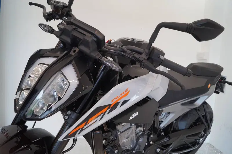KTM 790 Duke L (2023 - 24) (12)
