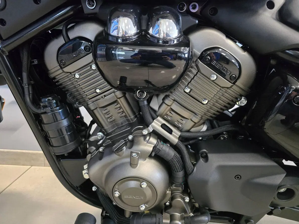Benda Motorcycles Chinchilla 350 CVT Neo (2026) (12)
