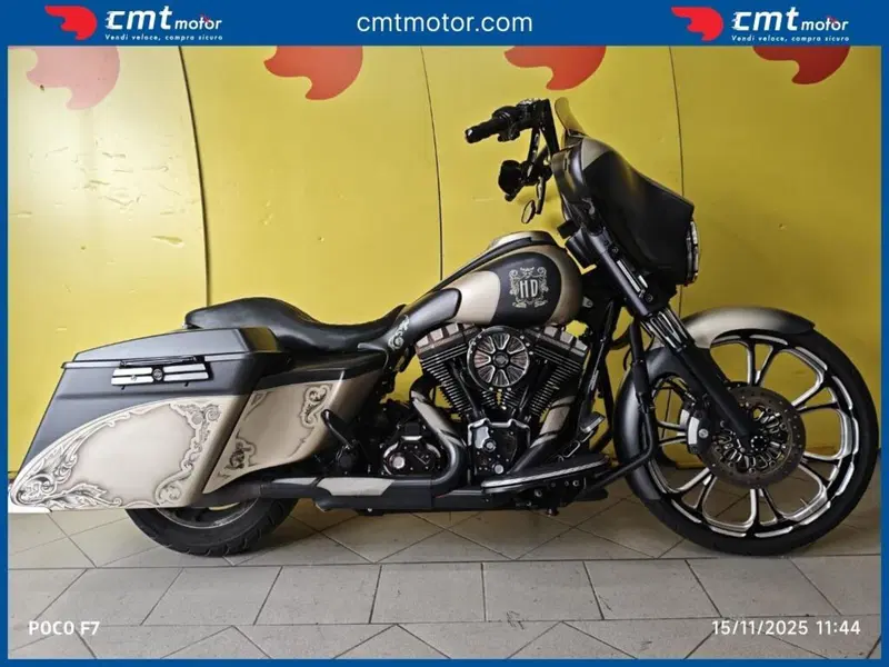 Harley-Davidson 1584 Street Glide (2008 - 10) - FLHX