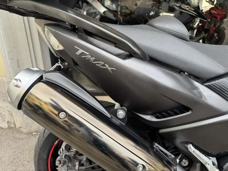 Yamaha T-Max 530 ABS (2015 - 17) (4)