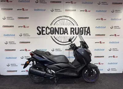 Yamaha X-Max 300 (2021 - 24) usata