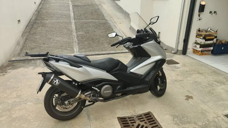 Kymco AK 550 (2017 - 19) (2)