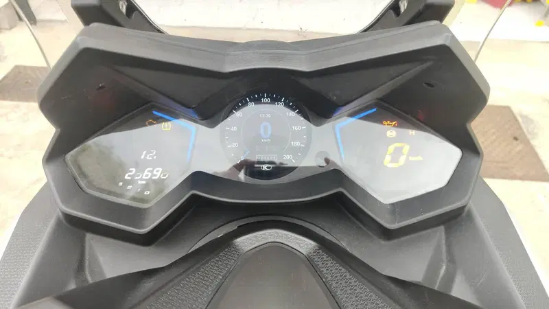 Kymco AK 550 (2017 - 19) (7)