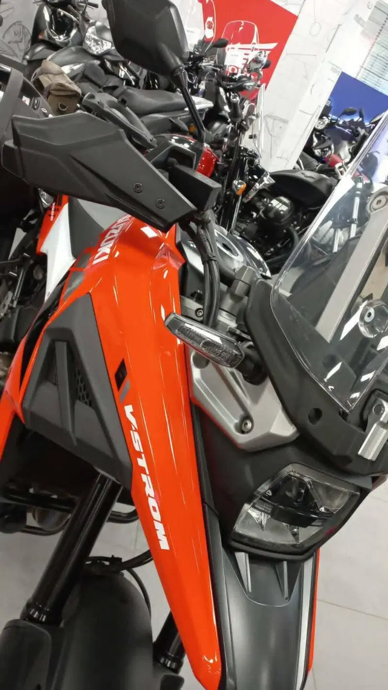 Suzuki V-Strom 1050XT (2020 - 23) (5)