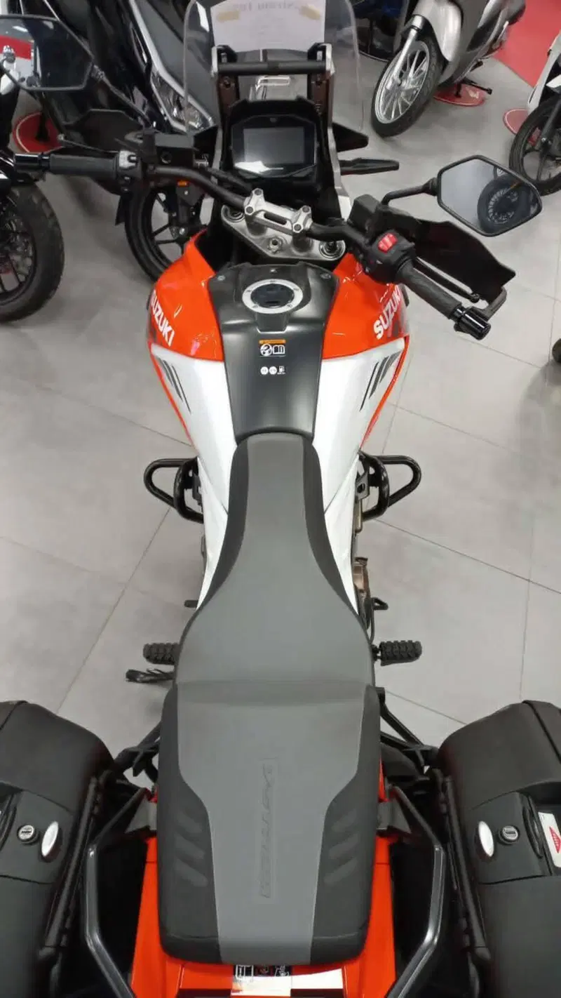 Suzuki V-Strom 1050XT (2020 - 23) (6)