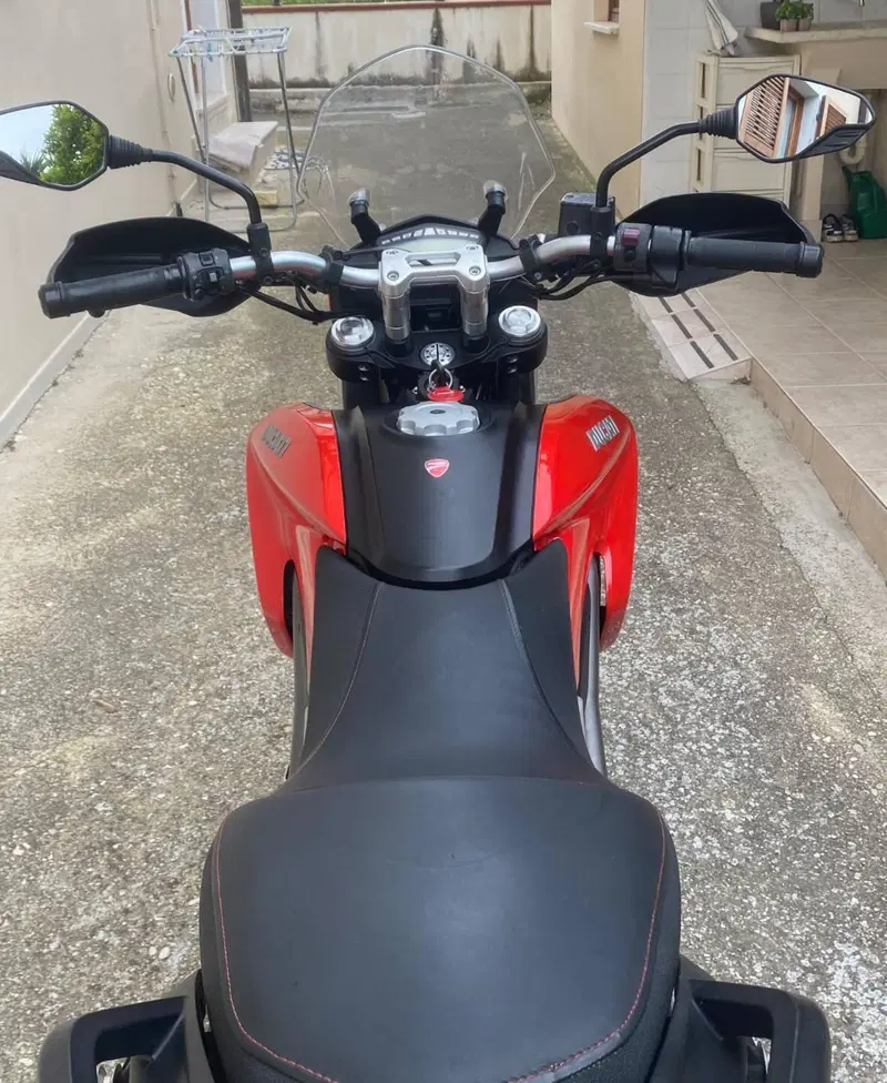 Ducati Hyperstrada 821 (2013 - 15) (5)