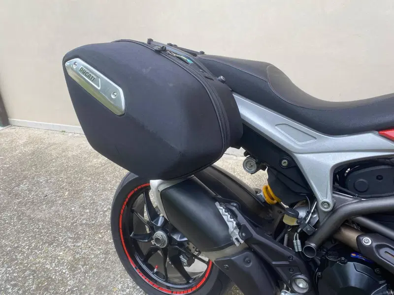 Ducati Hyperstrada 821 (2013 - 15) (12)
