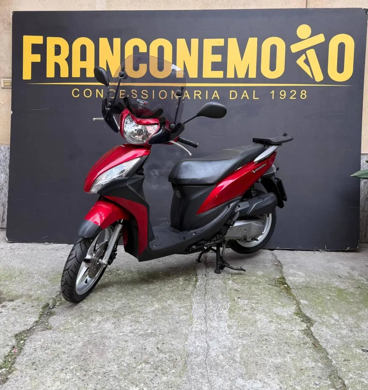 Honda Vision 110 (2011 - 16) (3)