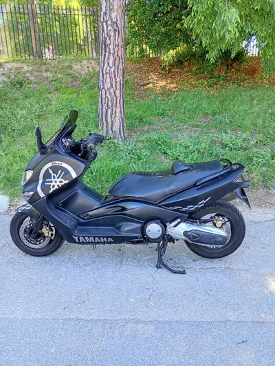 Yamaha T-Max 500 (2001 - 03) usata