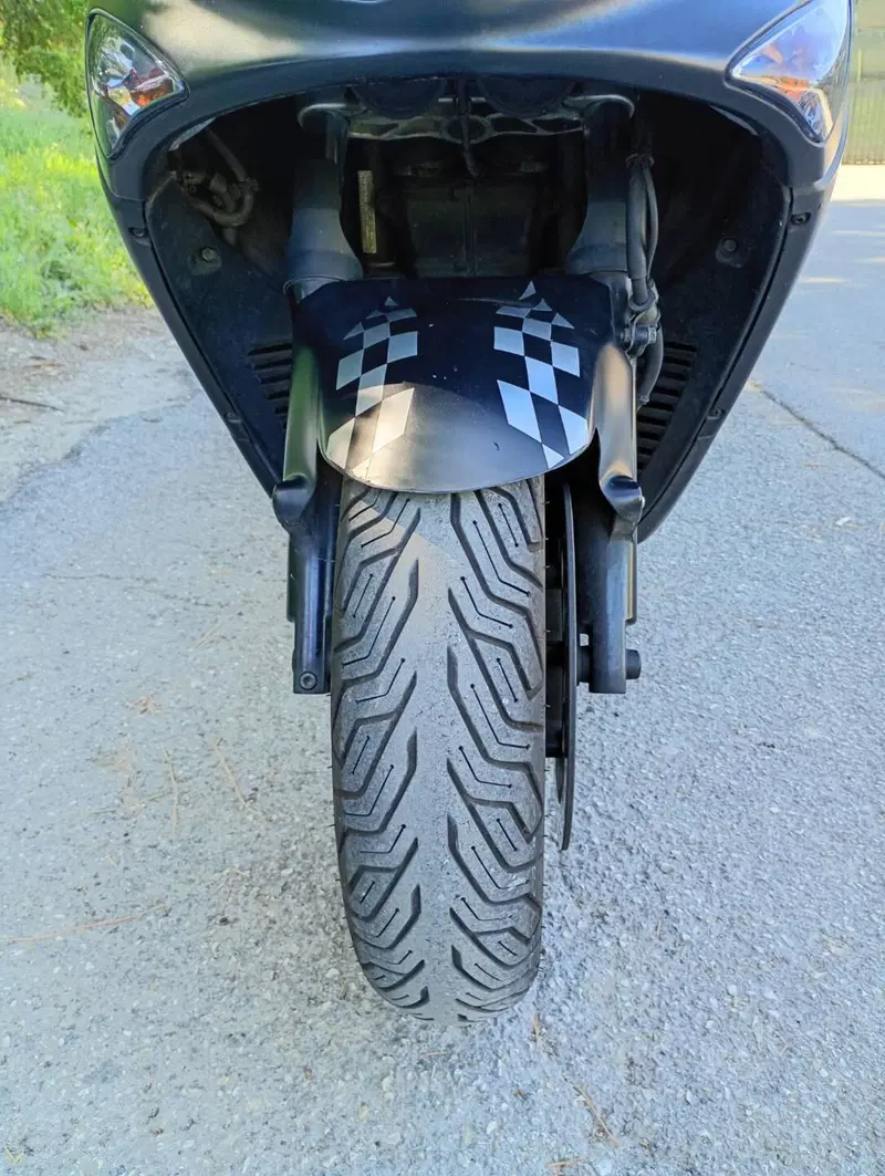 Yamaha T-Max 500 (2001 - 03) (8)