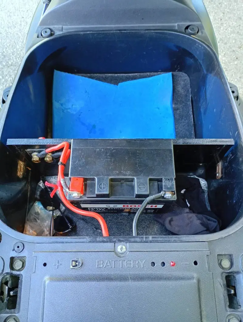Yamaha T-Max 500 (2001 - 03) (11)