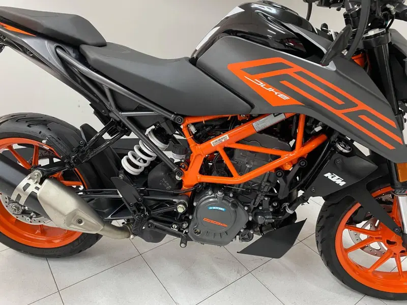 KTM 125 Duke (2021 - 23) (3)