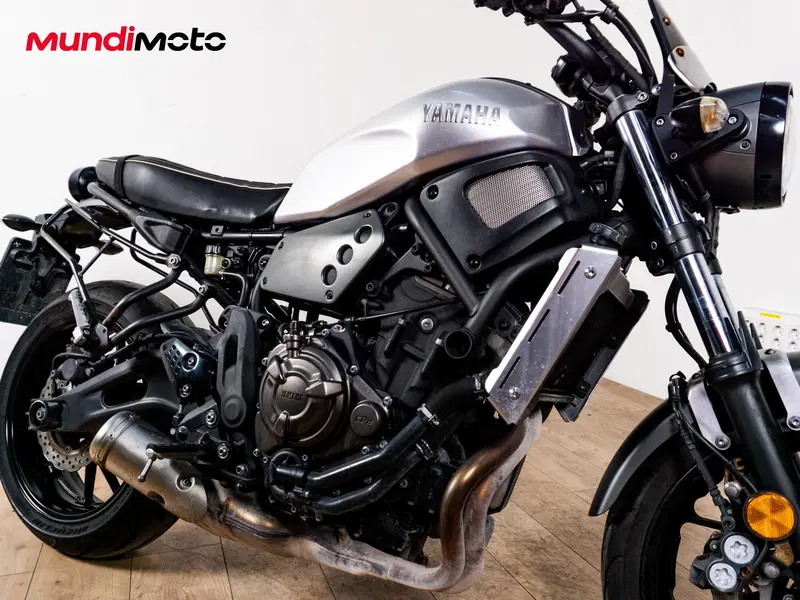 Yamaha XSR 700 (2021) (5)