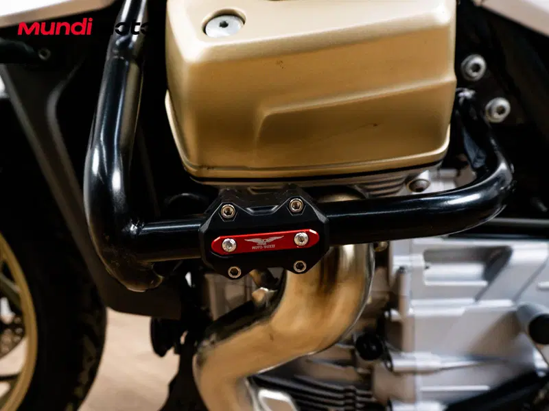 Moto Guzzi V100 Mandello (2022 - 24) (11)
