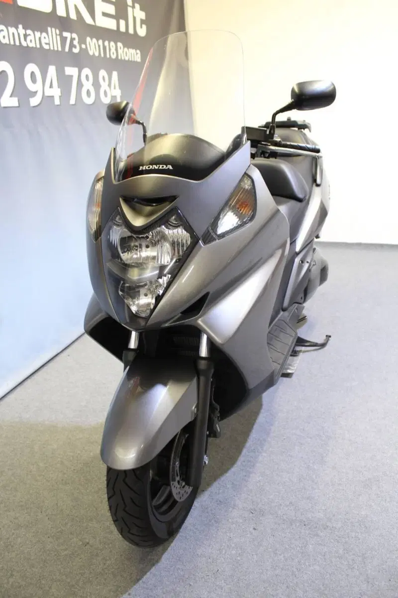 Honda Silver Wing 400 (2006 - 09) (13)