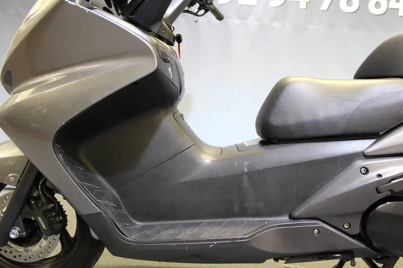 Honda Silver Wing 400 (2006 - 09) (16)